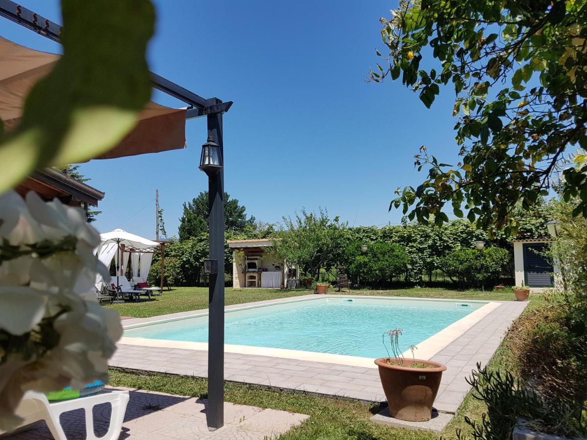 Appartamenti Ca'Melia Sarzana Bagian luar foto