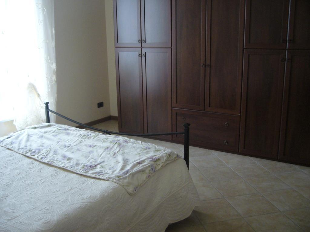 Appartamenti Ca'Melia Sarzana Ruang foto