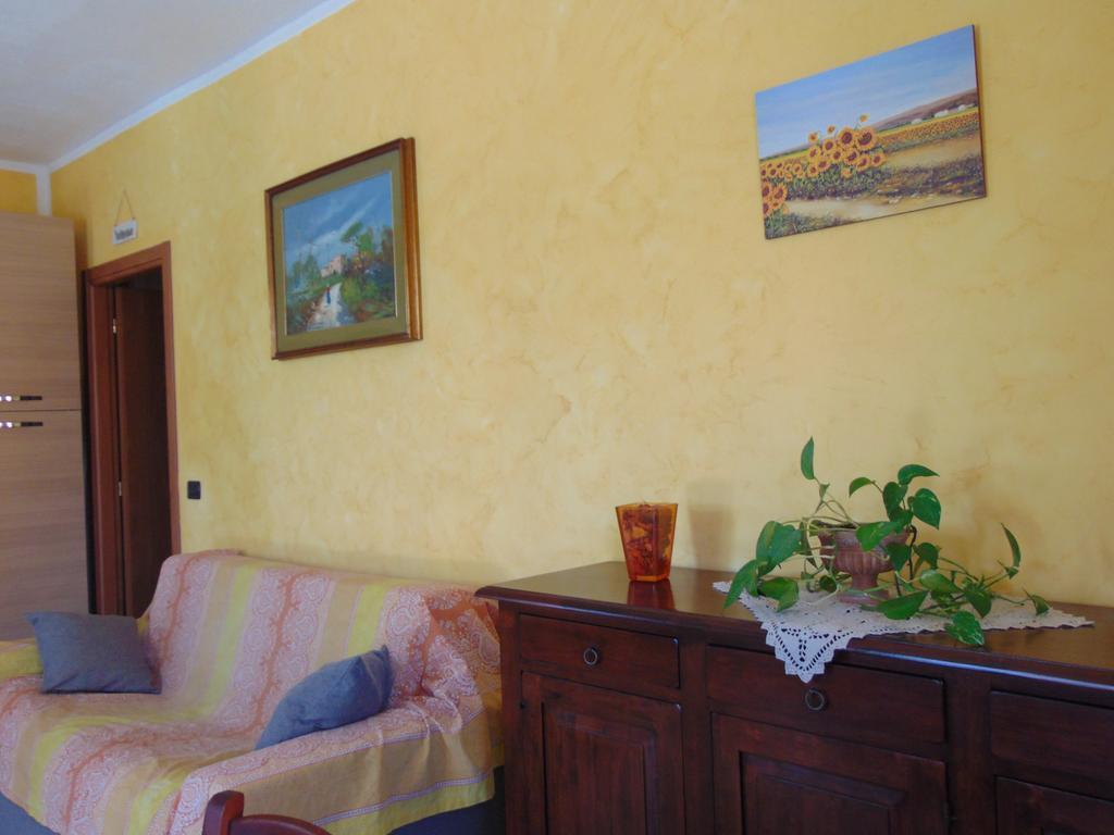 Appartamenti Ca'Melia Sarzana Bagian luar foto